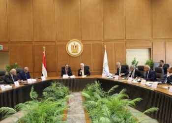 وزير التعليم العالي يترأس اجتماع مجلس أمناء جامعة الزقازيق الأهلية