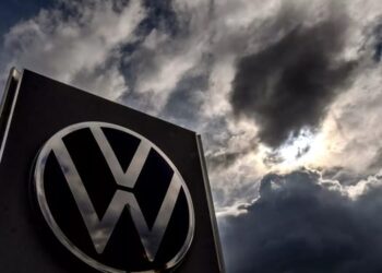 فولكس فاجن تواجه معركة ضريبية ضخمة في الهند بـ 1.4 مليار دولار