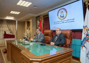 وزير الإنتاج الحربي : حريصون على الاستثمار في العنصر البشري لأنه عصب العملية الإنتاجية