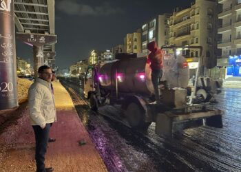 وزير الإسكان يُتابع خطة تطوير ورفع كفاءة المحور المركزي الخدمي بمدينة 6 أكتوبر