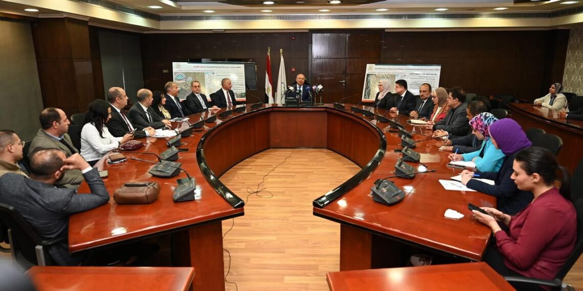 إطلاق مدينتين نسيجيتين متكاملتين بالمنيا والفيوم 