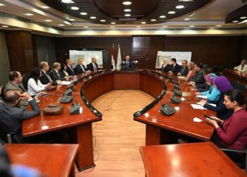 إطلاق مدينتين نسيجيتين متكاملتين بالمنيا والفيوم 