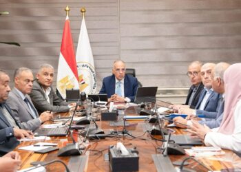 وزير الري يتابع حالة محطات رفع المياه بيان صادر عن وزارة الموارد المائية   