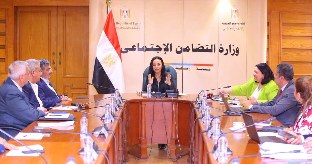 وزيرة التضامن تترأس اجتماع مجلس إدارة صندوق دعم الصناعات الريفية والبيئية