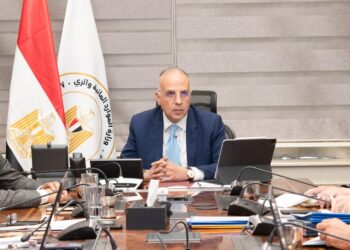 وزير الري يتابع حالة الري بالمحافظات 