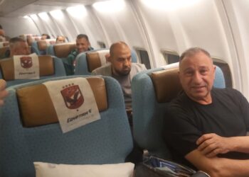 مصرللطيران تنقل بعثة النادي الأهلي لكرة القدم إلى جنوب أفريقيا   