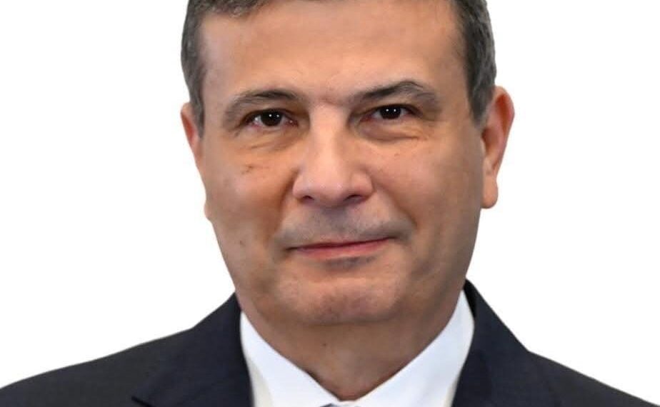 وزير الزراعة يوجه بمتابعة أعمال حصاد وتوريد محصول القمح     