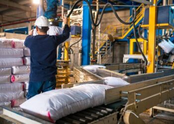 أرباح مصر لصناعة الكيماويات تهبط إلى 428.2 مليون جنيه خلال 9 أشهر