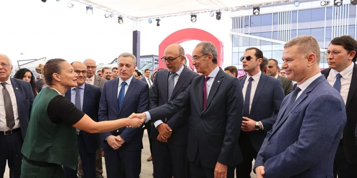 وزير الاتصالات يفتتح المقر الإقليمى لشركة إنتلسيا Intelcia فى مصر