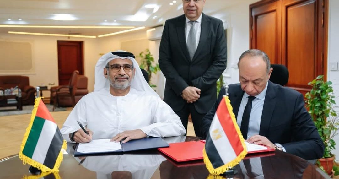 مصر والإمارات توقعان اتفاقية تبادل معرفي لتعزيز التعاون في الطيران المدني
