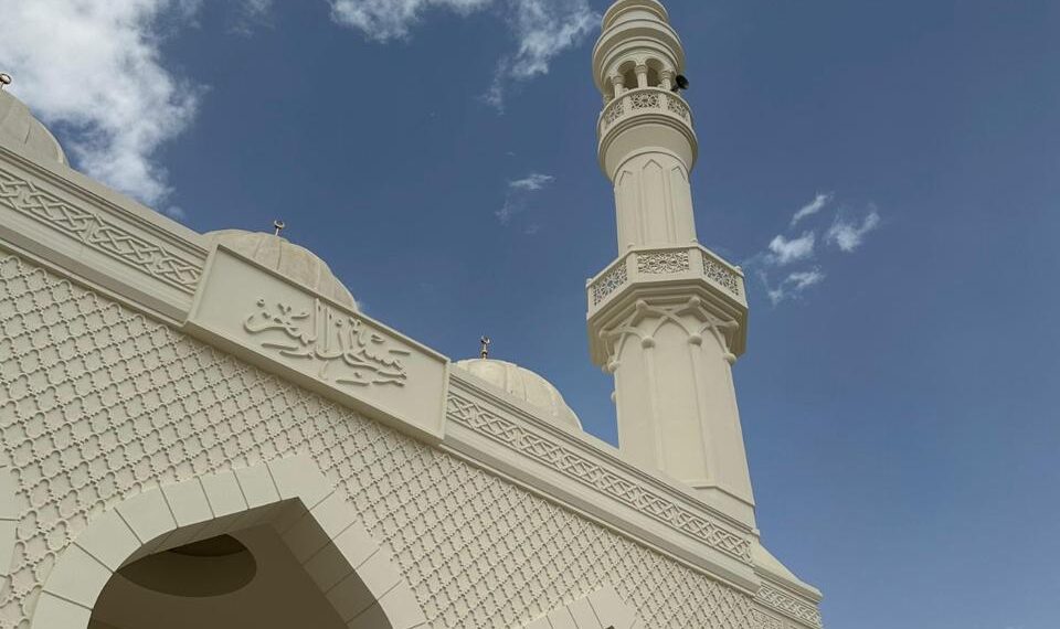 ميدار تفتتح مسجد المعز في مدينة مستقبل سيتي بشرق القاهرة