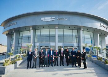 البنك الأهلي المصري يوقع بروتوكولا لتوريد وتسليم سيارات جيلي