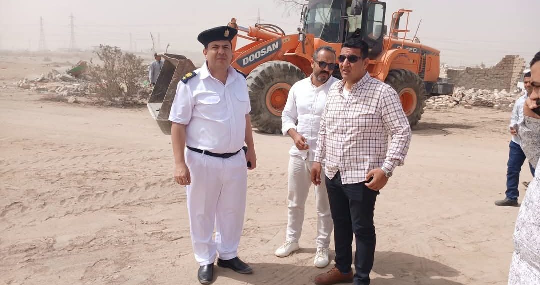 إزالة التعديات الواقعة على مساحة 507 أفدنة بمدينتي بنى سويف والفشن الجديدتين