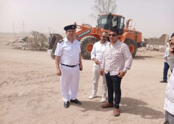 إزالة التعديات الواقعة على مساحة 507 أفدنة بمدينتي بنى سويف والفشن الجديدتين