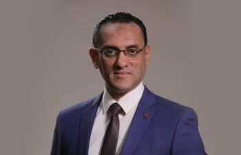 خبير مصرفي: تثبيت أسعار الفائدة هو السيناريو الأقرب في الاجتماع المقبل للبنك المركزي