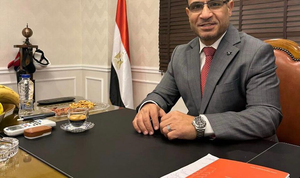 طارق الجيوشي: الدولة تبذل جهود كبيرة لتعميق صناعة حديد التسليح محليًا