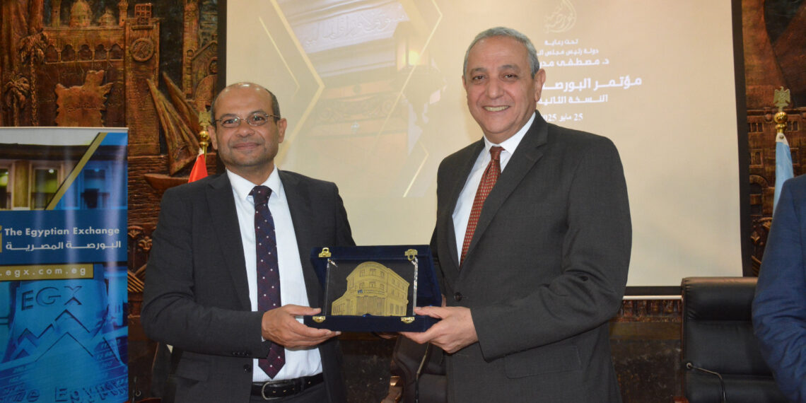 محافظ الغربية ورئيس البورصة يفتتحان الدورة الثانية عشر لمؤتمر «البورصة للتنمية»