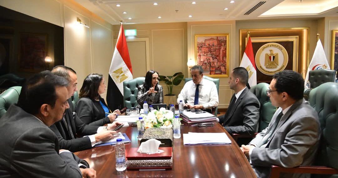 وزير الصحة يناقش مع وزيرة التضامن خطوات زيادة عدد فصول الحضانات ورياض الأطفال