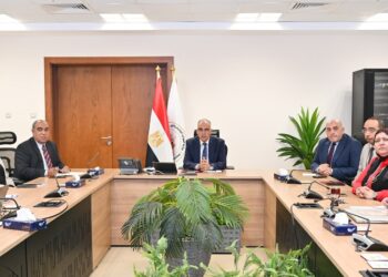 وزير الري يتابع الاستعدادات لعقد أسبوع القاهرة الثامن للمياه