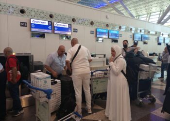 مصر للطيران تسير 9 رحلات غدًا لعودة الحجاج من جدة إلى القاهرة