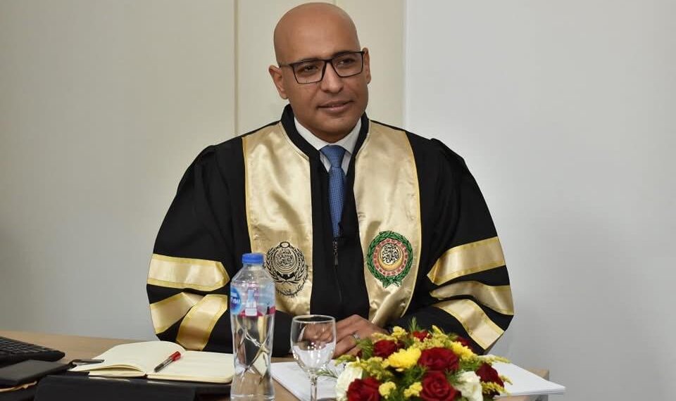 النائب علاء مصطفي يحصل علي درجة الدكتوراه المهنية في إدارة الأعمال