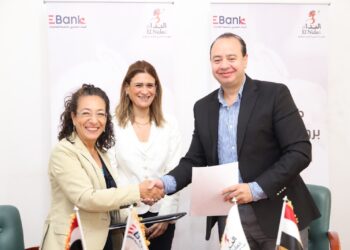 EBank والنداء يوقعان بروتوكولًا لدعم حرفة النقش على النحاس وتمكين المرأة في قنا