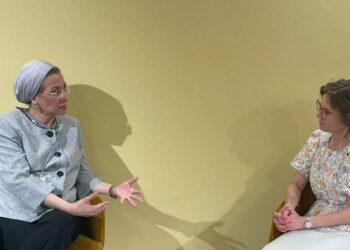 وزيرة البيئة تبحث مع الاتحاد الأوروبي تطورات معاهدة التلوث البلاستيكي