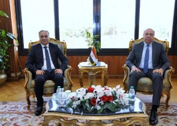 وزير الطيران يلتقي رئيس جهاز حماية المستهلك لبحث سبل التعاون المشترك بين الجانبين