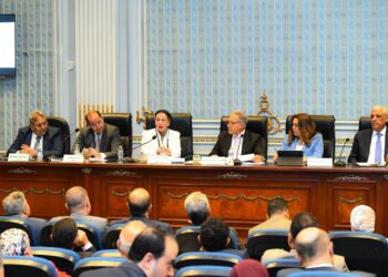 وزيرة البيئة تشارك النواب أهم مستجدات الملفات البيئية المحلية والدولية
