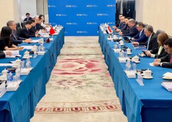 مباحثات لتنظيم منتدى الترويج للاستثمار في مصر خلال الفترة المقبلة