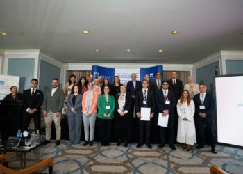 القلعة للمنح الدراسية تعلن أسماء دفعة 2026/2025 بإجمالي يتجاوز 225 منحة