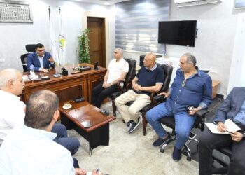 وزير الإسكان يعقد اجتماعًا لمتابعة مشروعات مركز مارينا العلمين السياحي