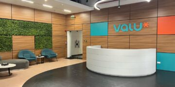 أمازون تستحوذ على 3.95% من ڤاليو بـ 6.041 جنيه للسهم