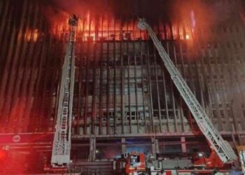 تجدد الحريق في سنترال رمسيس.. والسبب علمي وليس مفاجئ