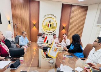 «تطوير التعليم بالوزراء» يبحث التعاون مع أكاديمية الفنون لدعم الموهوبين