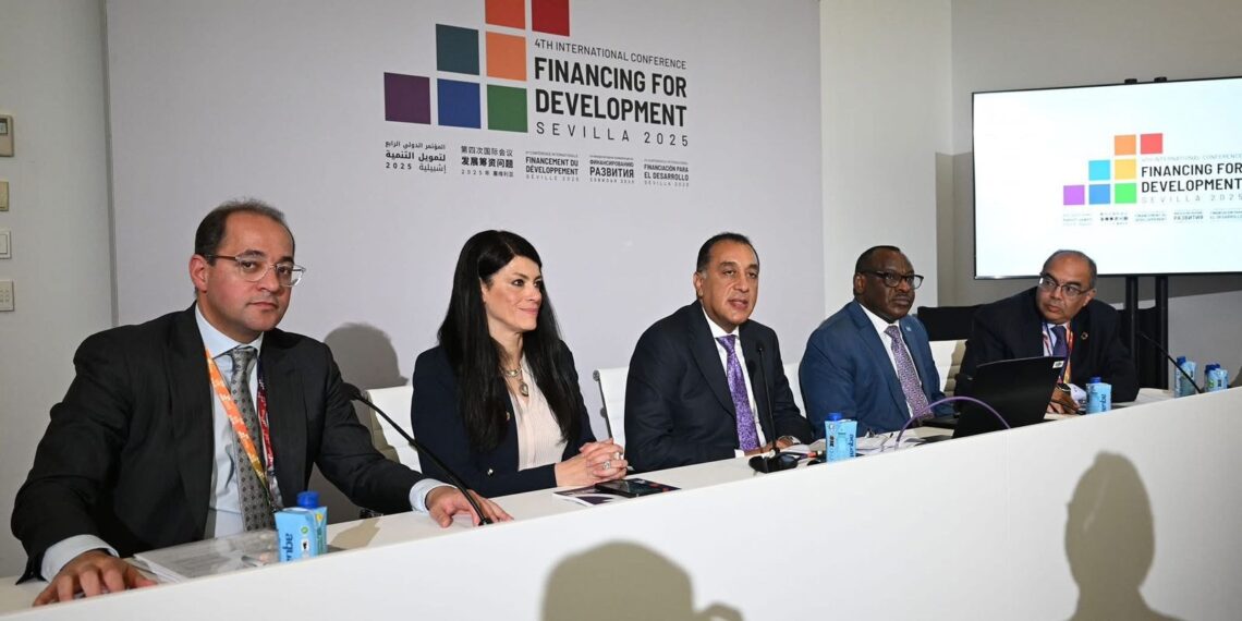 وزيرة التخطيط: مصر نفذت نهجًا استباقيًا لتعزيز إدارة الديون المستدامة