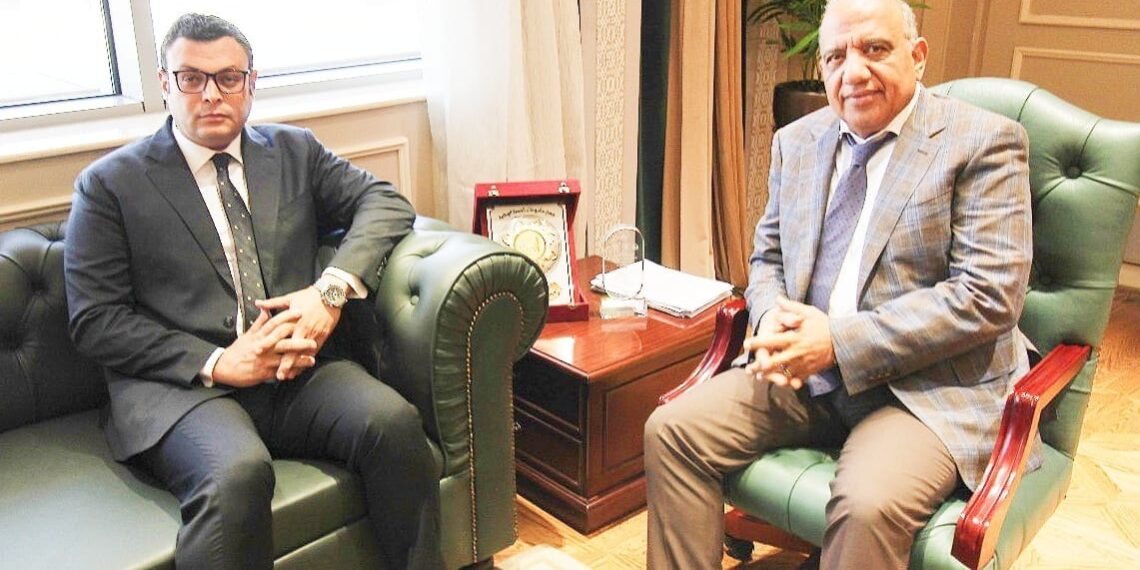 خطة مشتركة بين الكهرباء والإسكان للتوسع في الطاقة المتجددة