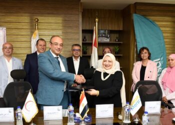 مرسال توقع بروتوكول تعاون مع مستشفيات جامعة عين شمس