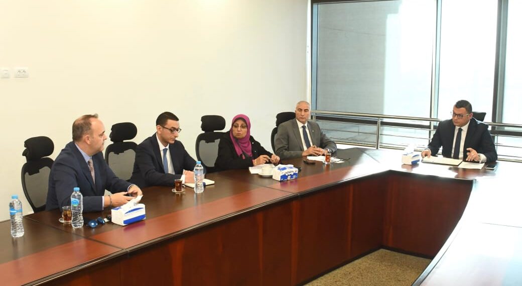 وزير الإسكان يبحث مع مسؤولي سيتي سكيب التعاون بشأن النسخة المقبلة من المعرض في مصر