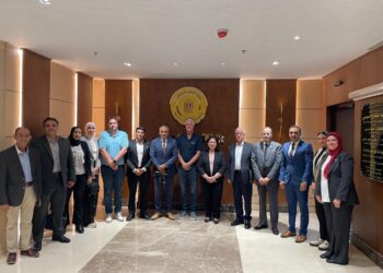 التضامن وأوتوبوك تبحثان تجهيز مراكز الأطراف الصناعية بـ6 محافظات