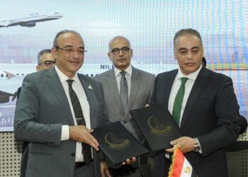 النيل للطيران ومستشفيات عين شمس يوقعان بروتوكولًا لدعم أطفال زراعة النخاع