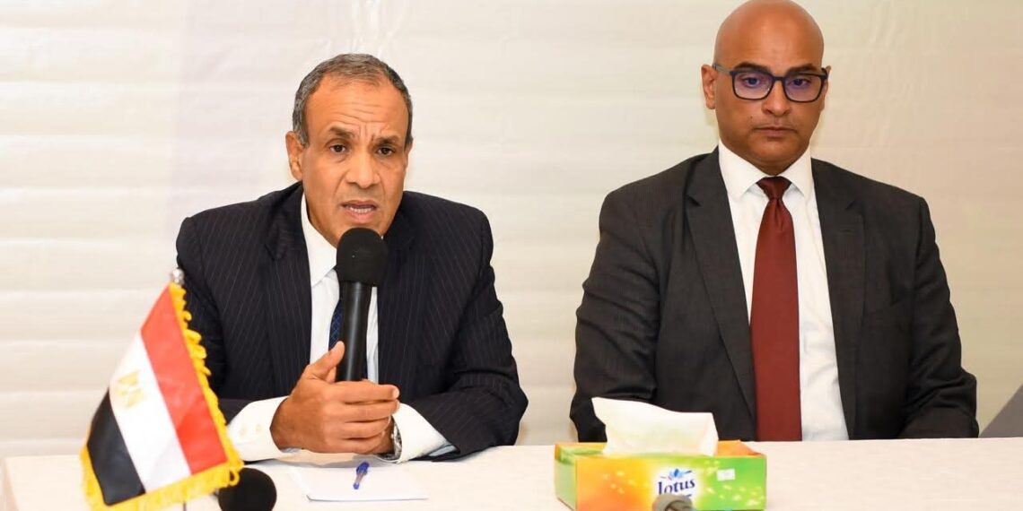 وزير الخارجية والهجرة يلتقي بأعضاء الجالية المصرية في بوركينا فاسو