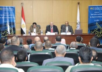 محافظ بني سويف ورئيس البورصة يفتتحان مؤتمر “البورصة للتنمية” في نسخته الـ13