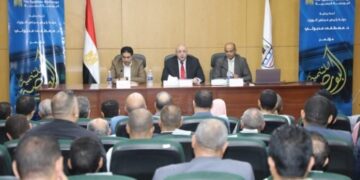 محافظ بني سويف ورئيس البورصة يفتتحان مؤتمر “البورصة للتنمية” في نسخته الـ13