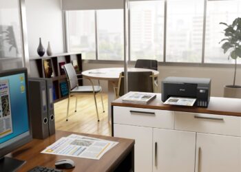 إبسون توفّر حلولاً ذكيةً وصديقةً للبيئة خلال موسم العودة إلى المدارس