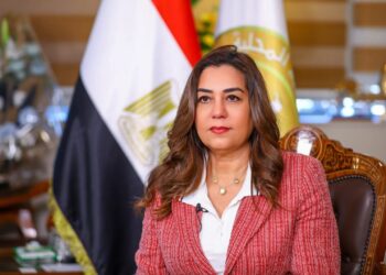 وزيرة التنمية المحلية تعتمد حركة محدودة تشمل 12 قيادة في 10 محافظات