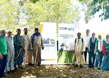 الأهلي الكويتي – مصر يتعاون مع بنك الطعام لدعم المزارعين وأسرهم بالمنيا