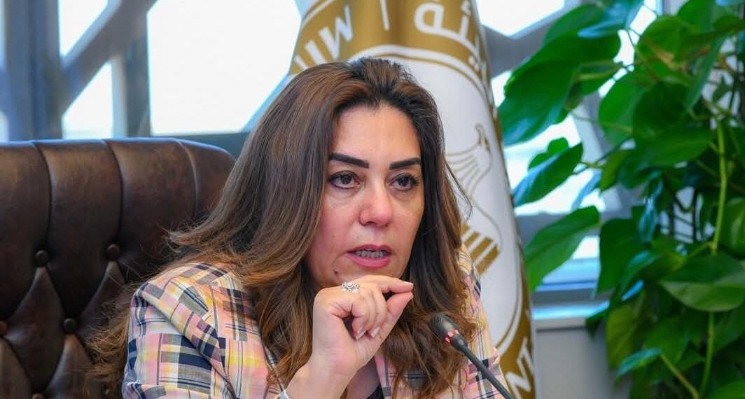 اللجنة العليا لمواجهة نوبات تلوث الهواء تجتمع بوزارة البيئة 