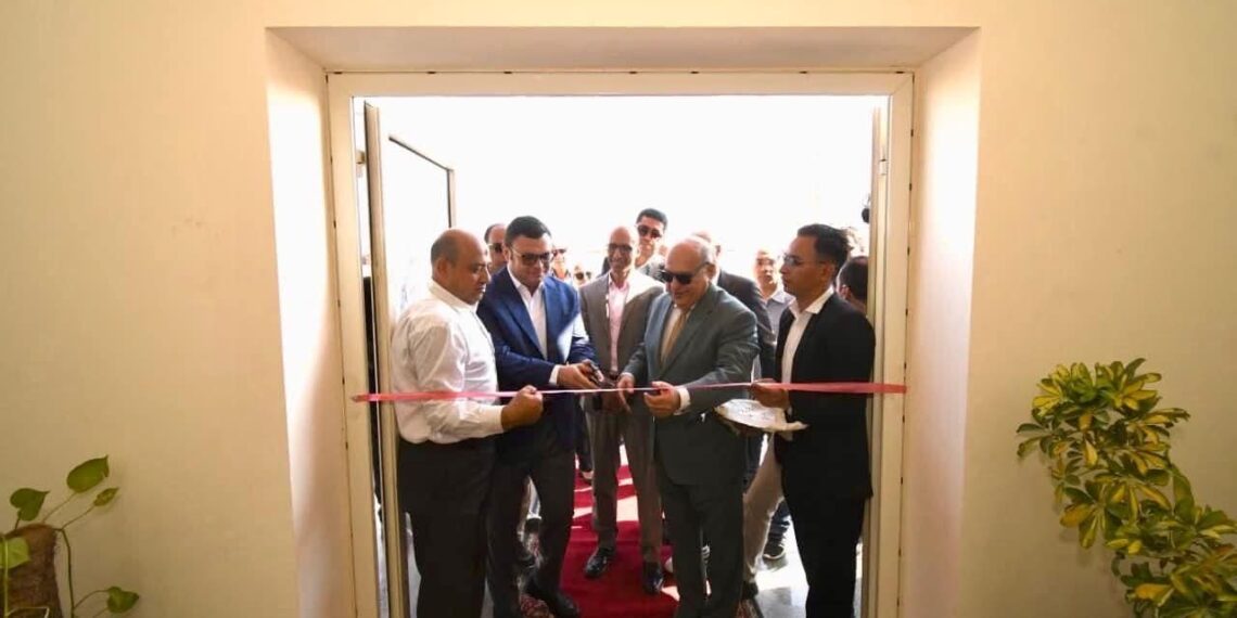 وزير الإسكان يفتتح المركز الثقافي بمدينة القاهرة الجديدة