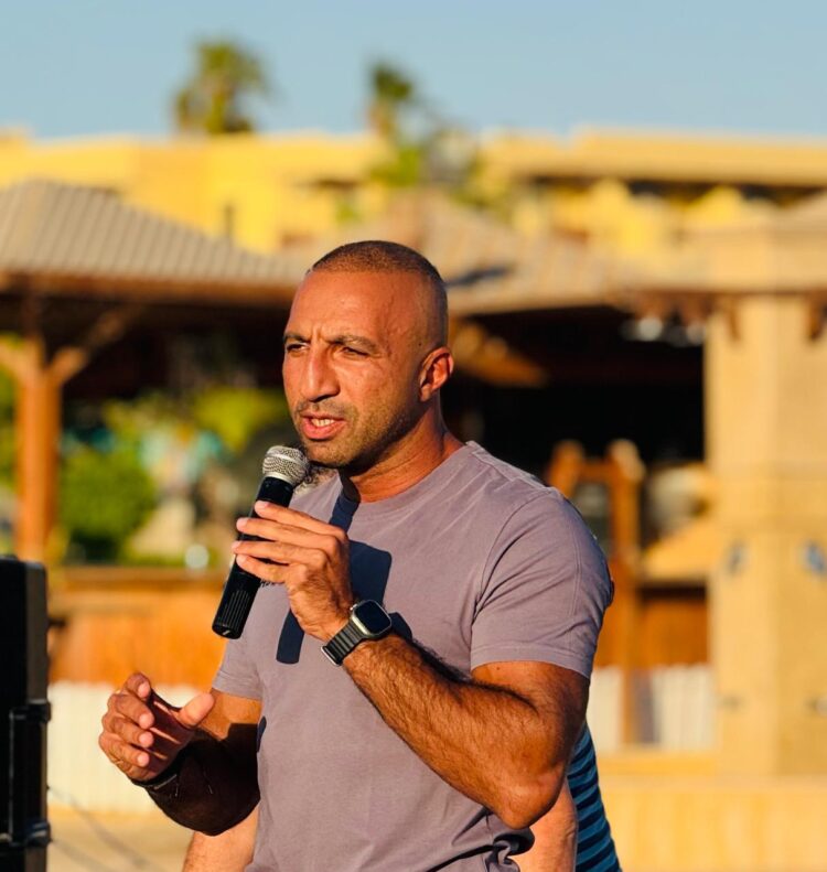 إي آند مصر بالتعاون مع شعبة صحفيي الاتصالات تُكرّم أوائل الإعدادية من أبناء الصحفيين